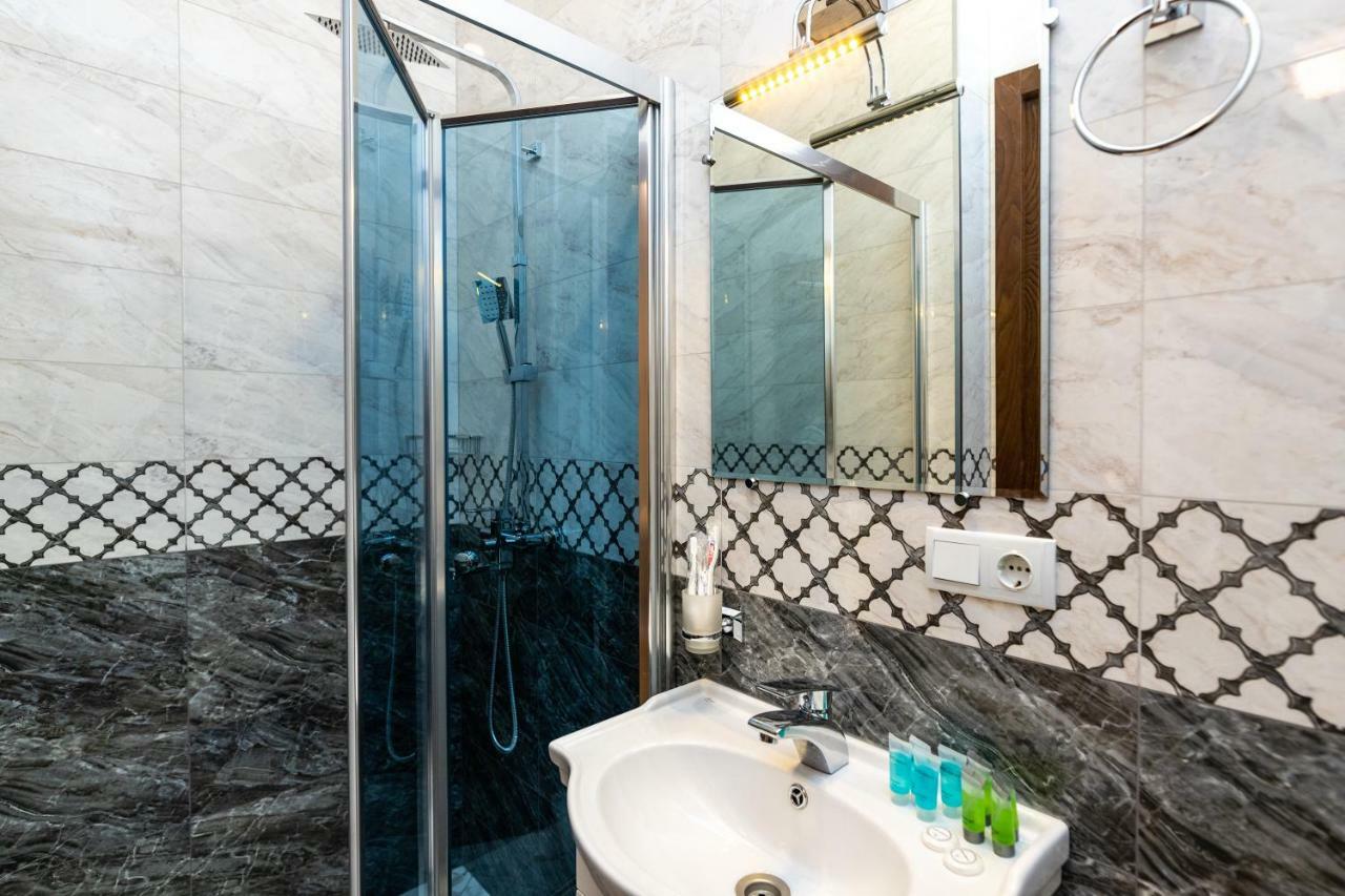 טביליסי Ornament Hotel מראה חיצוני תמונה