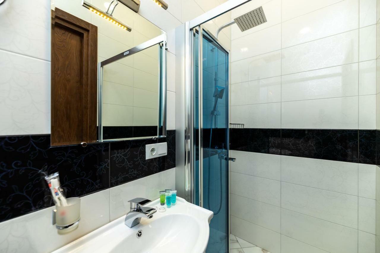טביליסי Ornament Hotel מראה חיצוני תמונה
