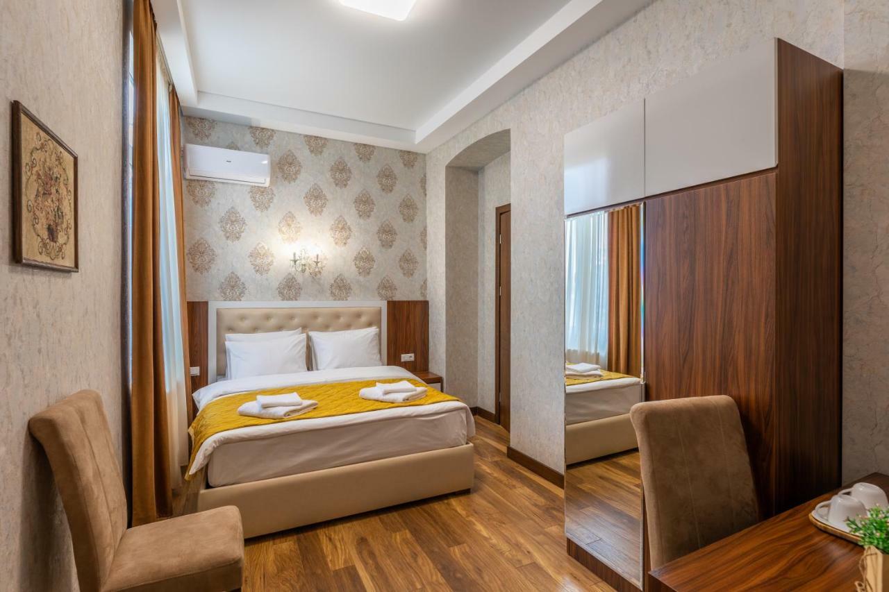 טביליסי Ornament Hotel מראה חיצוני תמונה